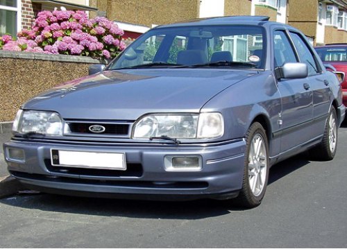 В 1988 году Ford представил версию Cosworth на базе седана Sierra.