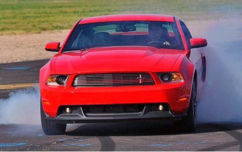 Спурт с места до 100 км/ч у 550-сильного Мустанга после посещения бюро Roush занимает чуть больше…