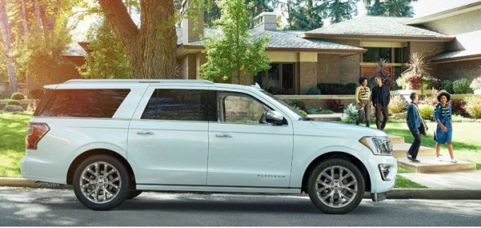 Удлиненный вариант Expedition EL/Max сохранил старую колесную базу (3327 мм), но стал длиннее на…