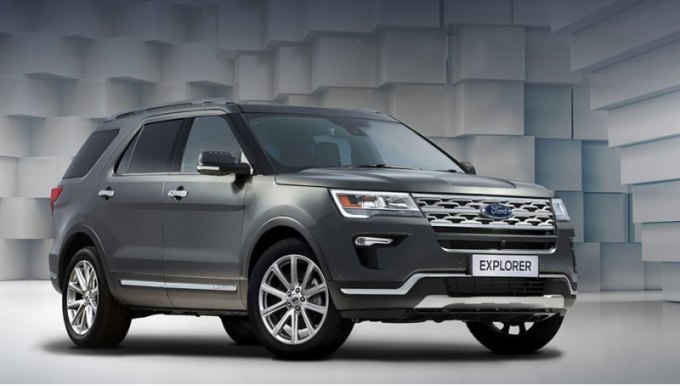 Напомним, небольшой коррекции подверглись решётка, противотуманки и бамперы, на носу и корме…