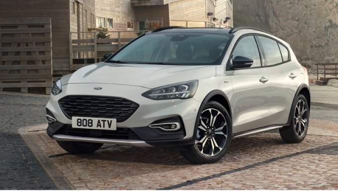 Это псевдокроссоверная версия Focus Active с увеличенным на 30 мм клиренсом. Полного привода не…