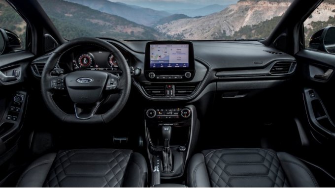 «В базу» Пумы ST-Line X Vignale входят светодиодные фары, бесключевой доступ Ford KeyFree, кожаный…