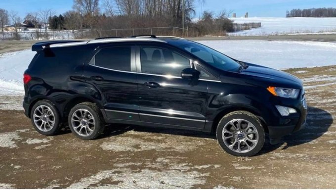 На продажу выставили очень странный Ford EcoSport: вы таким его еще не видели