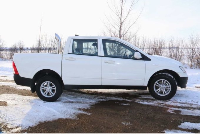 Винтовые пружины пикапов не выдерживали высокий вес тяговых аккумуляторов, а сами батареи были…