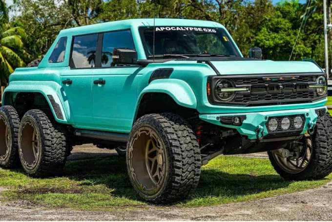 Знаменитый американский вседорожник усилиями компании AM трансформировался в 6-колесный пикап. Для…