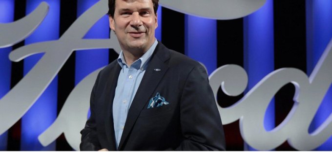 Глава Ford заявляет, что компания не будет вводить подписку на пользование обычными опциями