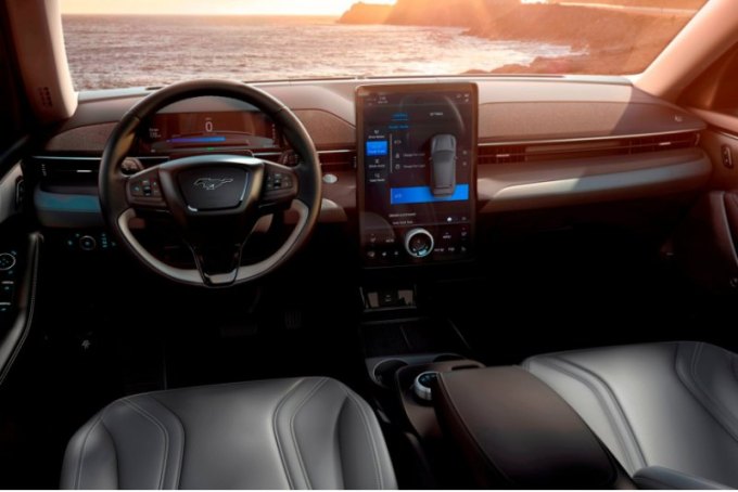 Интересно, что беглый просмотр сайта заказов Tesla также дает расчетное время прибытия Model Y,…