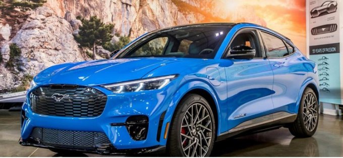 Ford может заставить дилеров продавать свои электромобили именно по MSRP