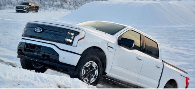Электропикап Ford F-150 Lightning получил цифры запаса хода от EPA