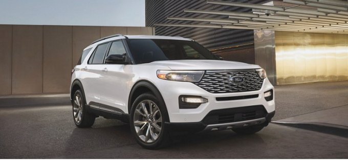 Компания Ford отзывает более 250 000 внедорожников Explorer из-за крепежа заднего моста