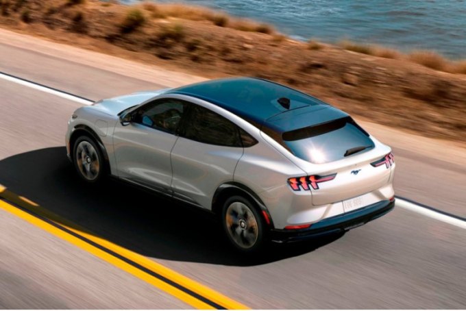 Итак, что мы можем ожидать от версии кроссовера 2023 модельного года? Генеральный директор Ford уже…