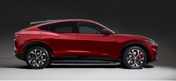 Глава Ford Фарли ожидает начала «ценовых войн» из-за высокого спроса на рынке электрокаров