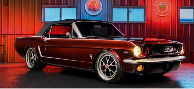 Тюнинг-ателье Ringbrothers показало рестомод на базе классического FORD Mustang