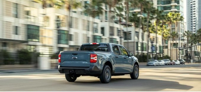 Компания FORD отзывает почти 65 тыс. пикапов  Maverick из-за проблемы с боковой шторкой безопасности
