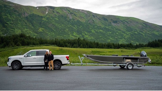 Согласно CNBC, исполнительный директор заявил на мероприятии 10 августа на сборочном заводе…