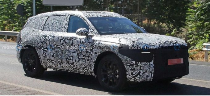 В Сети появились фотографии с кроссовером Ford Fusion Active