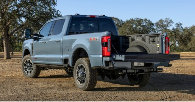 Пикап Super Duty по-прежнему предназначен только для автомобилей с ДВС.