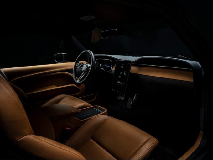 В кузове появились детали из облегченных материалов. Однако главное новшество – это силовая…