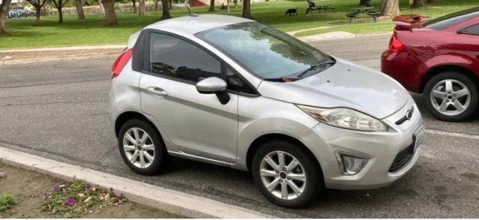 Умельцы из Вашингтона превратили Ford Fiesta в копию Smart ForTwo