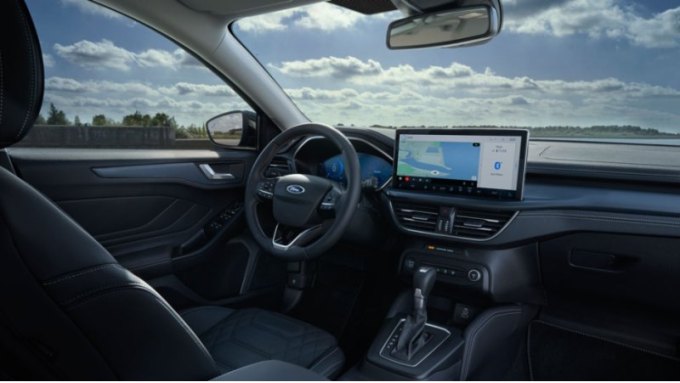 В гамму моторов модели включен набор из бензиновых и дизельных 1-литровых и 2-литровых двигателей.…