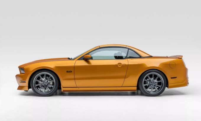 Стандартному 5,0-литровому 412-сильному двигателю Coyote V8 достался новый выхлоп Flowmaster. Он…