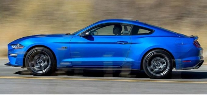 Компания FORD сняла с производства легендарный FORD Mustang шестого поколения