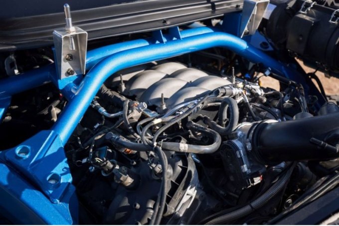 Продажей редкого внедорожника занимался онлайн-аукцион Bring a Trailer. Новый владелец заплатил за…