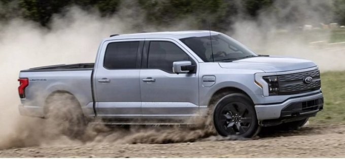 Ford прекращает поставки электромобиля F-150 Lightning из-за неизвестной проблемы с качеством