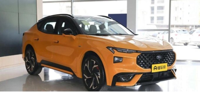 Дилер привез в Россию Ford Mondeo Sport китайской сборки