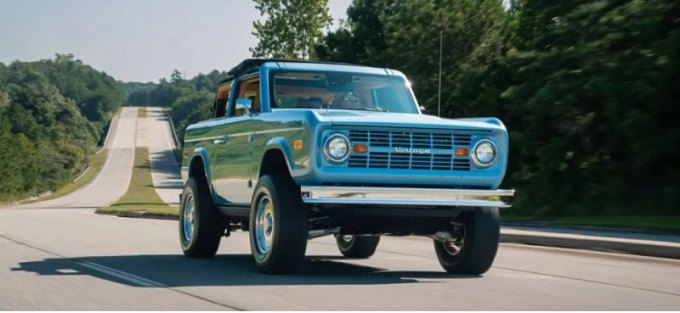 Компания Ford не оценила кастомный Bronco. Дело решит суд
