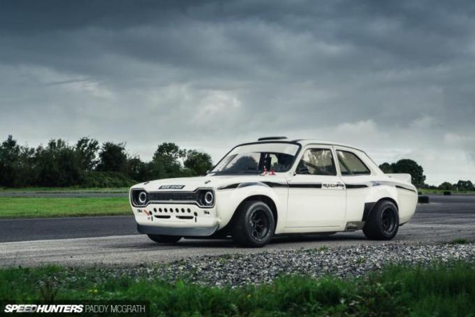 Не для слабых духом«: 10 лет работы над Ford Escort 1973 года привели к созданию »гибрида«,…