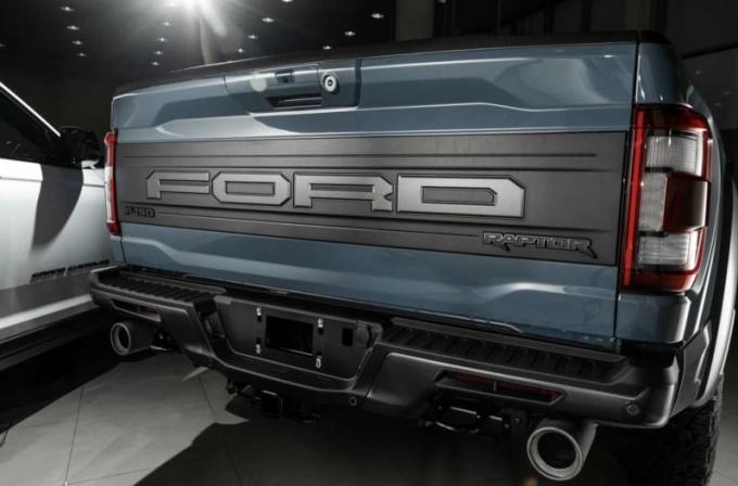 «Заряженная» версия пикапа в третьем поколении еще в 2021 году получила усиленную стальную раму и…