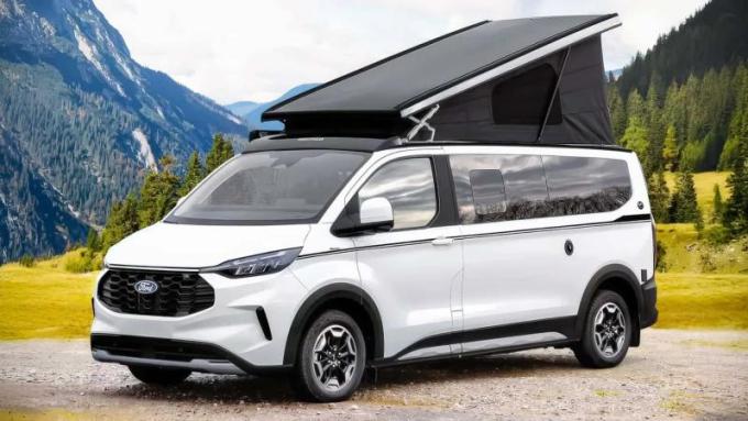 Ford показал юбилейную версию своего легендарного автодома