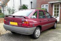 Ford Escort V. Back view