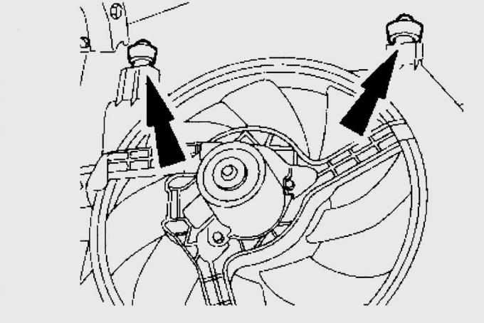 Как снять вентилятор охлаждения форд фокус Removing the radiator fan (Power unit / Cooling system / Ford Fiesta 4 1996-1999