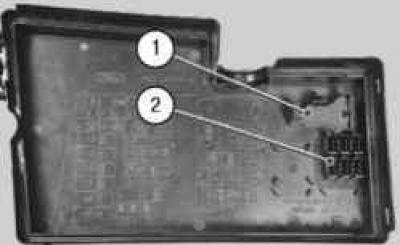 Замена блока реле и предохранителей Location of fuses and relays and their replacement (Electrical equipment / Instr