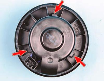 Fan motor replacement (Body / Interior / Ford Mondeo 3 2000-2007)