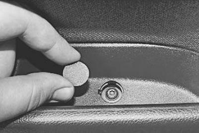 4m51a23943c Обшивка передней левой двери Ford Focus 2 Седан 2006 купить бу в Мос