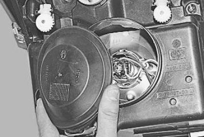 Замена лампочек форд фьюжен. Лампочки форд фьюжн 1. Лампа габариты ford fusion. Лампочки для форд фьюжн ближний дальний. Лампочки печки форд фьюжен.