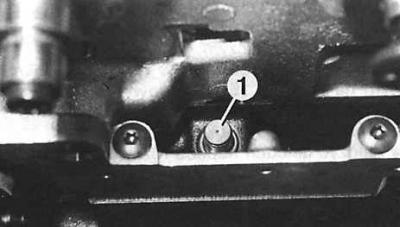 1 – гидравлический толкатель