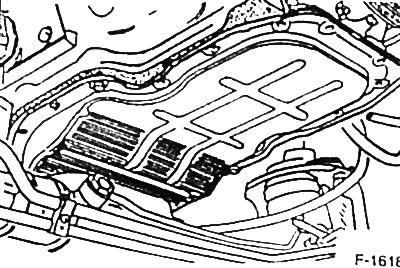 Дизельный двигатель с турбонаддувом с 9/93: крышку масляного поддона на масляном поддоне уплотнить…