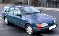 Ford Taurus I Wagon. Front view