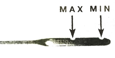 Рис. 3.4. Отметки максимального («МАХ») и минимального («MIN») уровней масла на измерительном щупе.