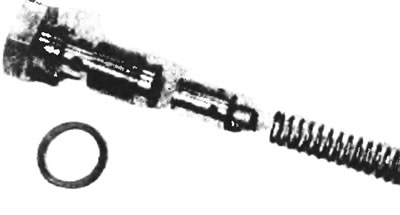 Рис.15.1д. Детали редукционного клапана системы смазки.