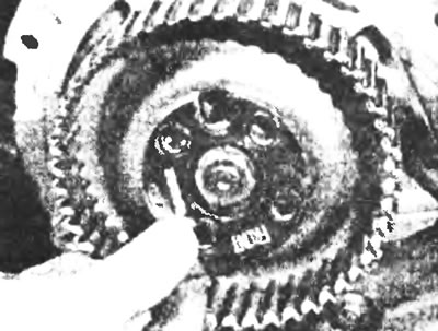 Рис. 7.4б. ... снимите пластину...