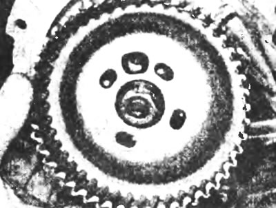Рис.7.4в. ... и зубчатый шкив.