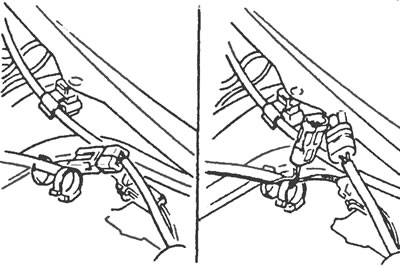 Рис. 16.7. Отсоедините топливные и электрические соединения на верху бака.