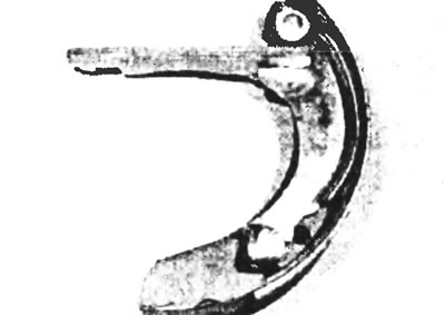 Рис. 8.12,б. Тормозная колодка с рычагом стояночного тормоза - вид изнутри.