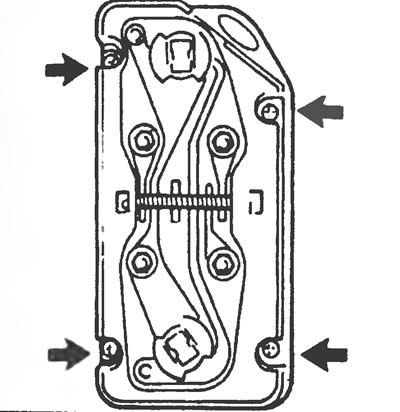 Рис. 8.3,а. Винты крепления комбинированного датчика уровня топлива и температуры на моделях с…